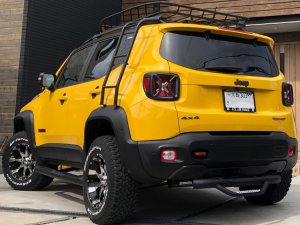 Jeep Renegade Fender Flares by MADNESS - FRP